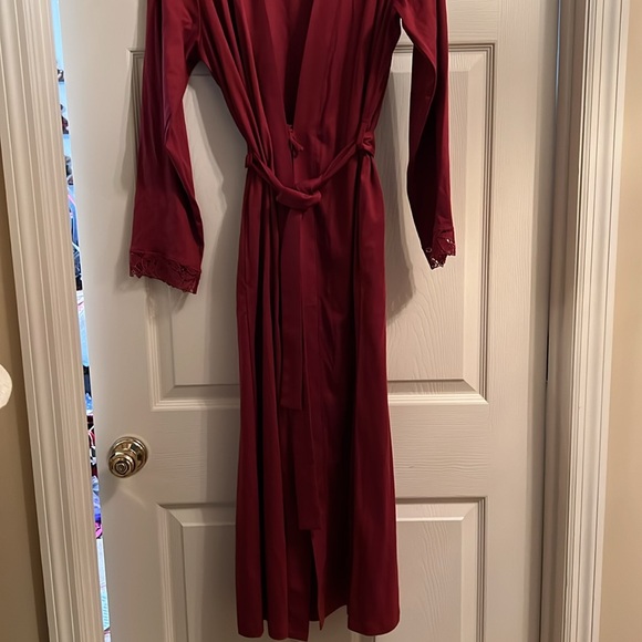 NWT HANRO ZELDA ROBE Burgundy Size M - Picture 14 of 16